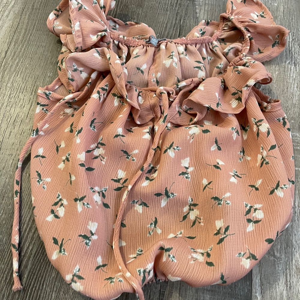Flower top - Picture 2 of 2